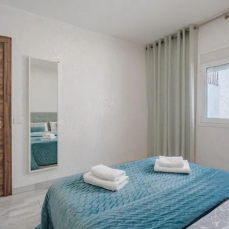 1 минута до пляжа, кондиционер, барбекю, Wi-fi * Playa de las Américas