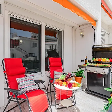 Apartamento 1 минута до пляжа, кондиционер, барбекю, Wi-fi Playa de las Americas (Tenerife)