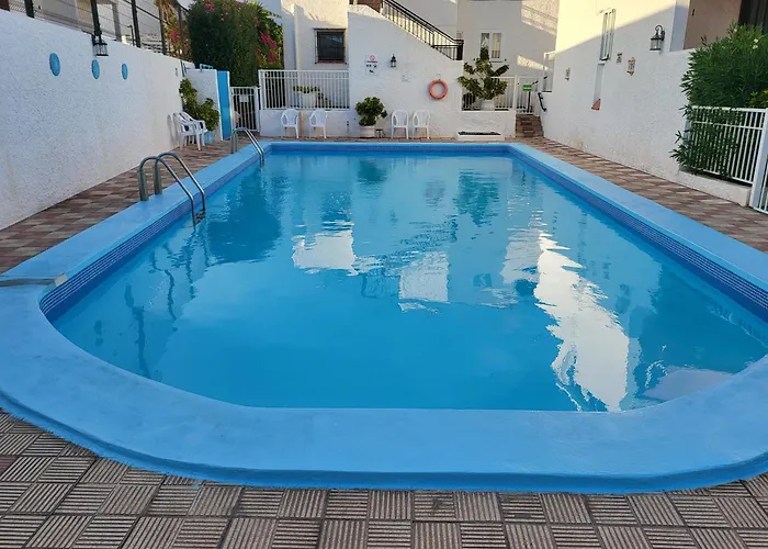 1 минута до пляжа, кондиционер, барбекю, Wi-fi Playa de las Americas (Tenerife)