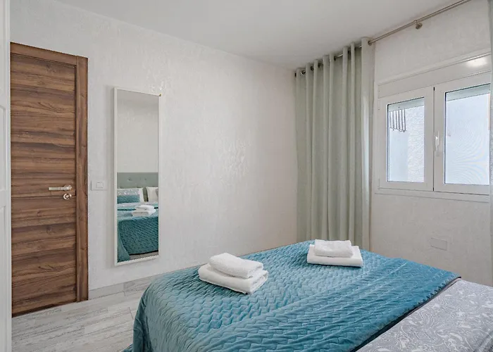 1 минута до пляжа, кондиционер, барбекю, Wi-fi * Playa de las Americas (Tenerife)